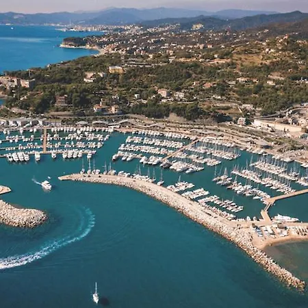 Gasthof Sauna E Hammam Varraze